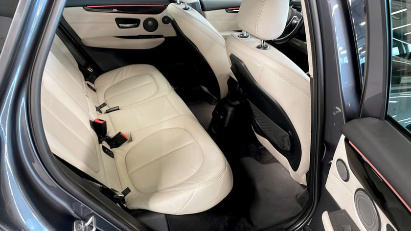 Bild 5 av BMW 225xe Active Tourer Sport Panorama Läder Navi Head-up H/K