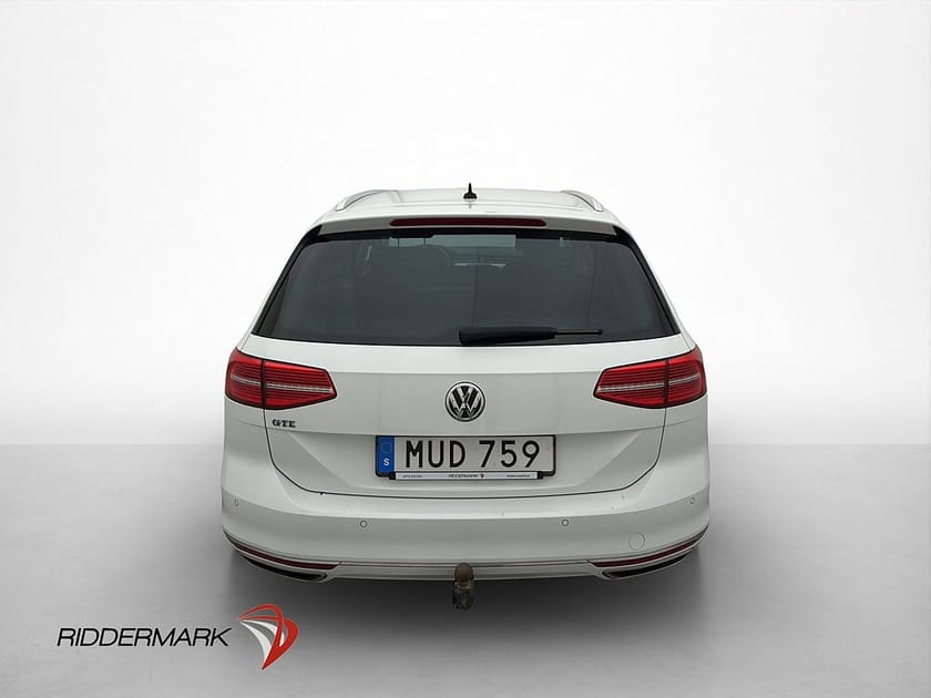 Bild 5 av Volkswagen Passat Variant GTE 1.4 TSI 218hk Cockpit Dragkrok Kamera