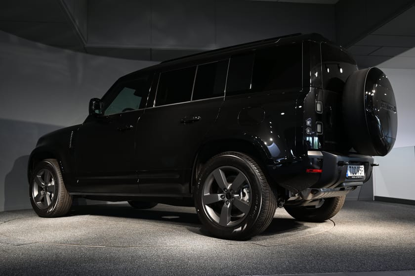 Bild 4 av Land Rover Defender P300e PHEV X-Dynamic SE *Direktleverans*