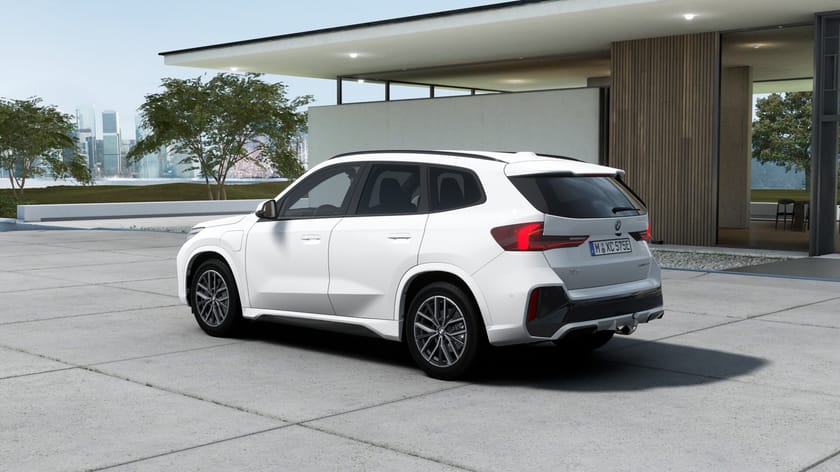 Bild 2 av BMW X1 xDrive25e M Sport Active Ed Drag DA