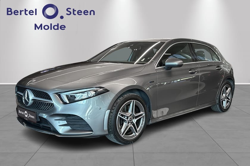 Bilde 1 av Mercedes-Benz A 250 e 250e AMG || Krok || LED || Ryggekamera