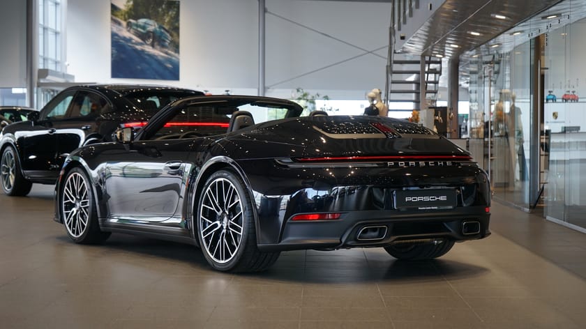Bild 2 av Porsche 911 Carrera Cabriolet 992.2 Cab