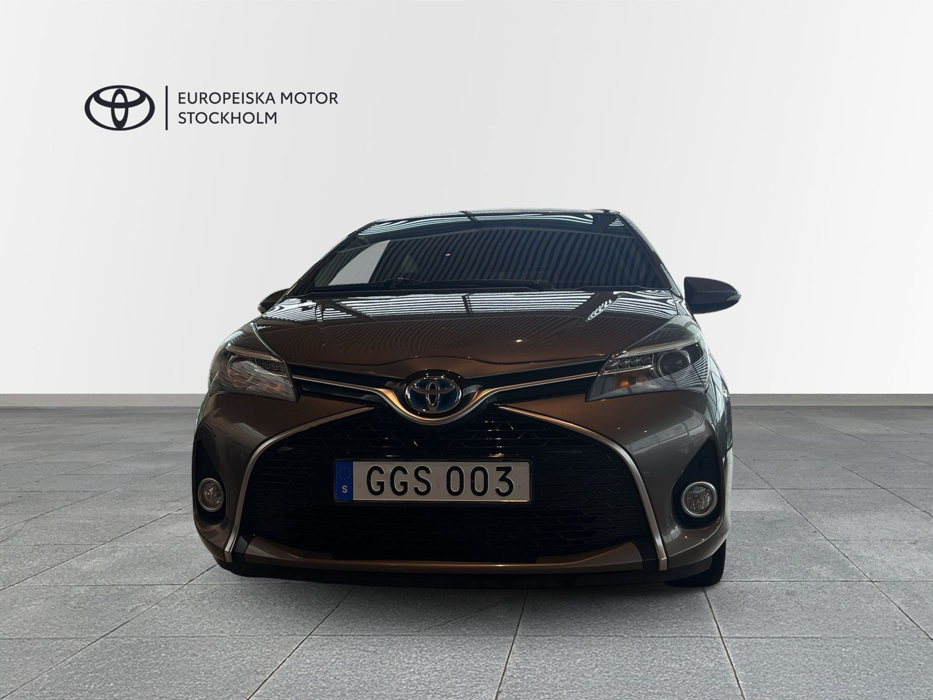 Toyota Yaris Hybrid 2017, bild 7/10