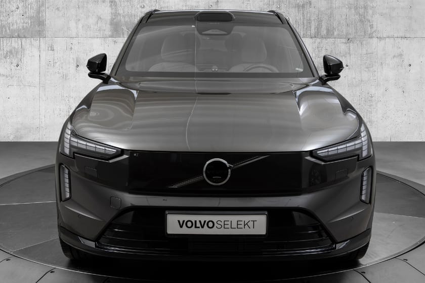 Bilde 4 av Volvo EX90 Twin Motor B&W/Pilotassist/22"/Luft/360