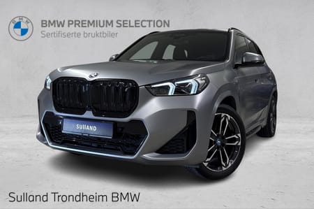 BMW iX1 xDrive30 Harman Kardon / HUD / Memory
