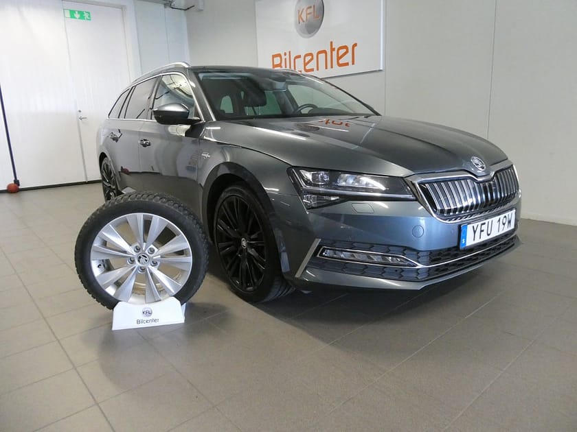 Bild 1 av Škoda Superb iV Kombi Skoda 1.4 TSI L&K-Skinn-Kam-Navi-Värmare-CockPit-Drag-SoV