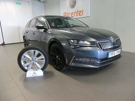 Škoda Superb iV Kombi Skoda 1.4 TSI L&K-Skinn-Kam-Navi-Värmare-CockPit-Drag-SoV