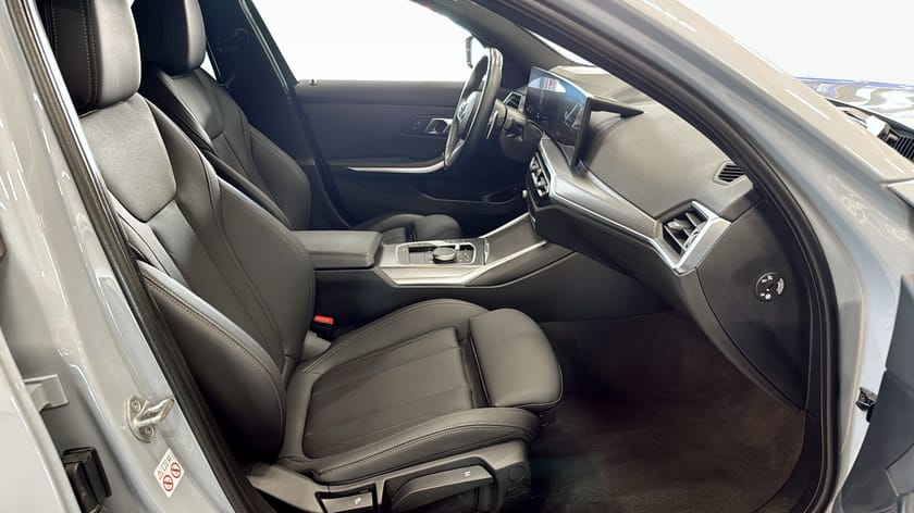 Bild 3 av BMW 330e xDrive Touring MSport Drag Hifi Adaptiv Farthållare Rattvärme