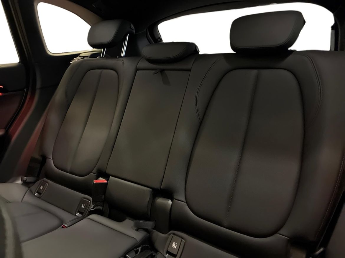 BMW BMW X1 xDrive25e — bild 18