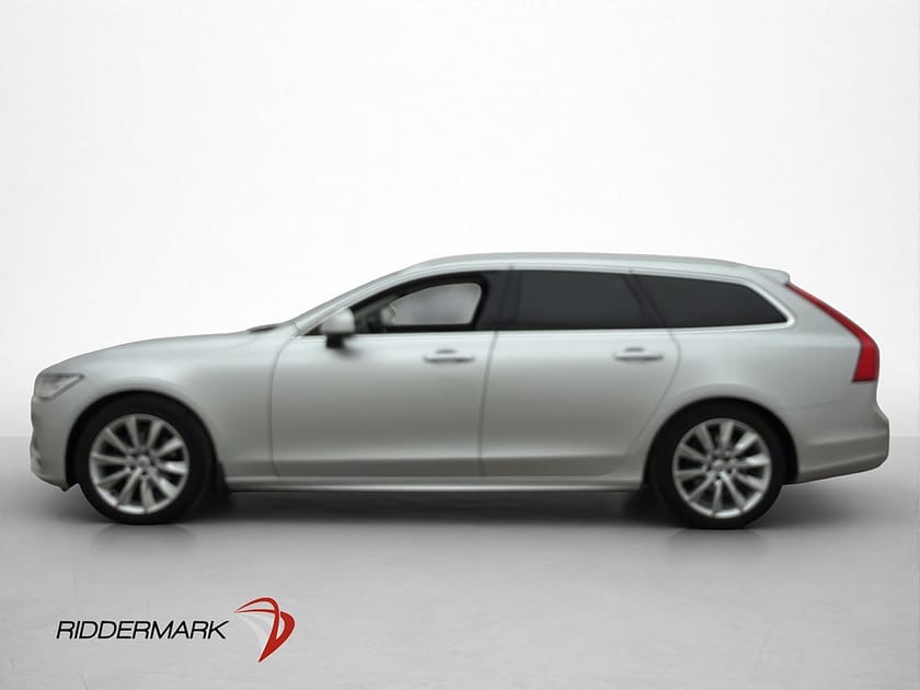 Bild 4 av Volvo V90 D3 Momentum HUD Kamera Värmare Navi BLIS Drag