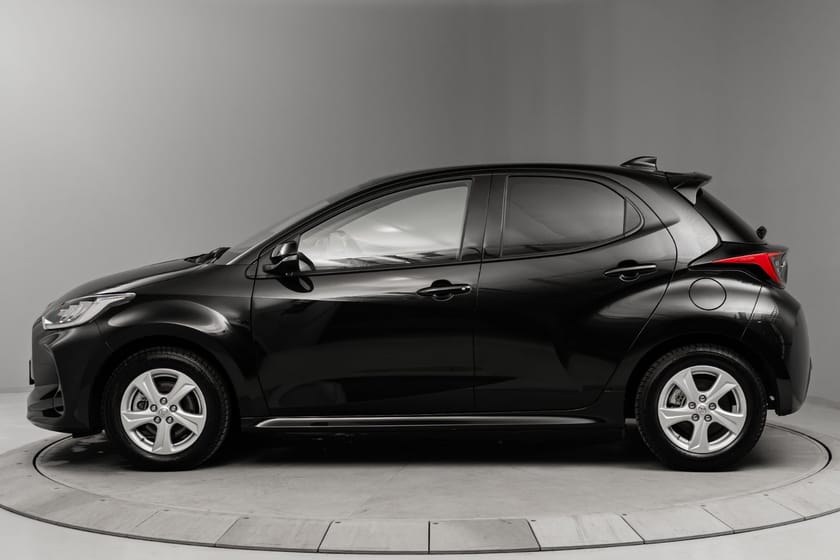 Bilde 2 av Toyota Yaris Hybrid 115 1,5 Active Tech