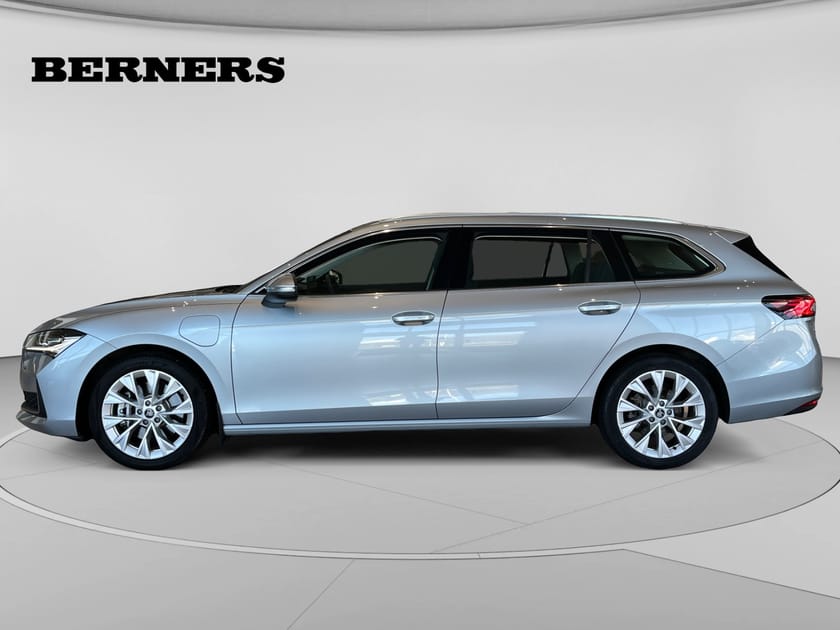 Bild 2 av Škoda Superb iV Kombi