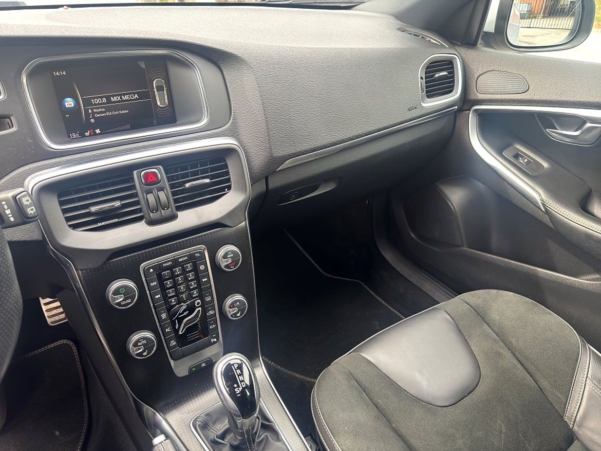 Volvo V40, bild 14 av 17