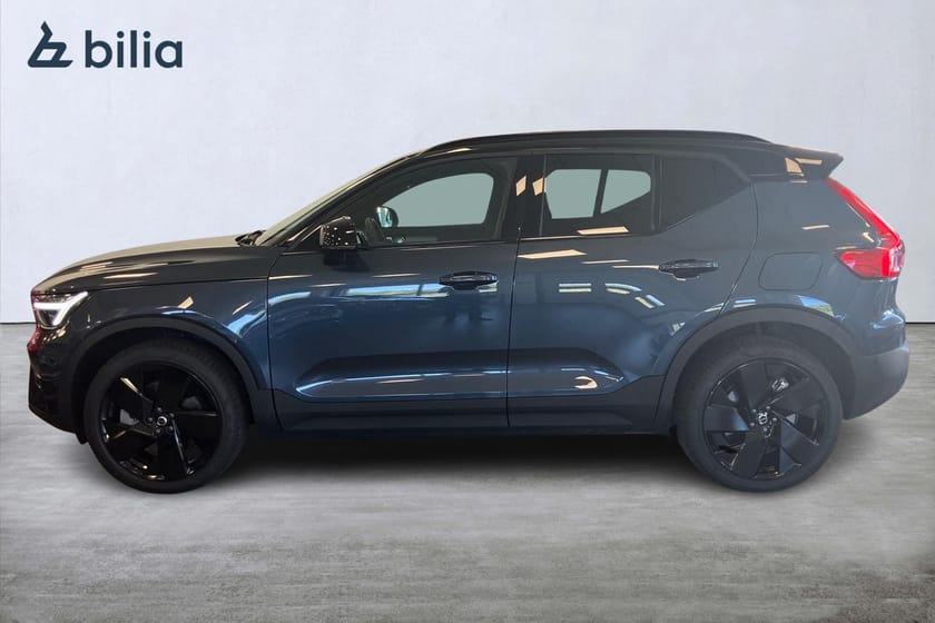 Bild 3 av Volvo EX40 Twin Motor Performance UltraBlack | Pano | H&K | 360 kamera