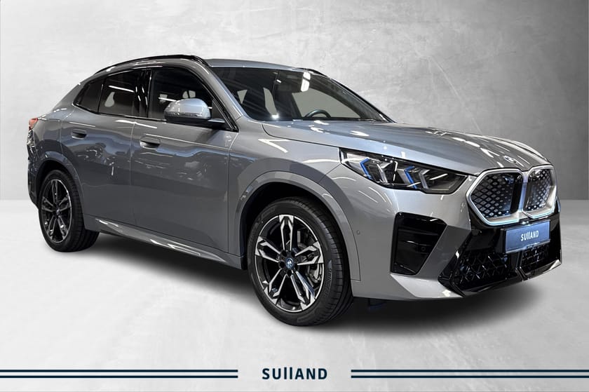 Bilde 2 av BMW iX2 xDrive30 xDrive30/M-Sport/Fully Charged/H&K/El.Krok/El-seter