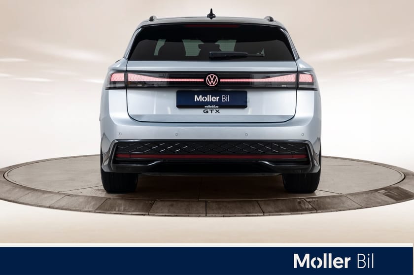 Bilde 4 av Volkswagen ID.7 GTX Tourer