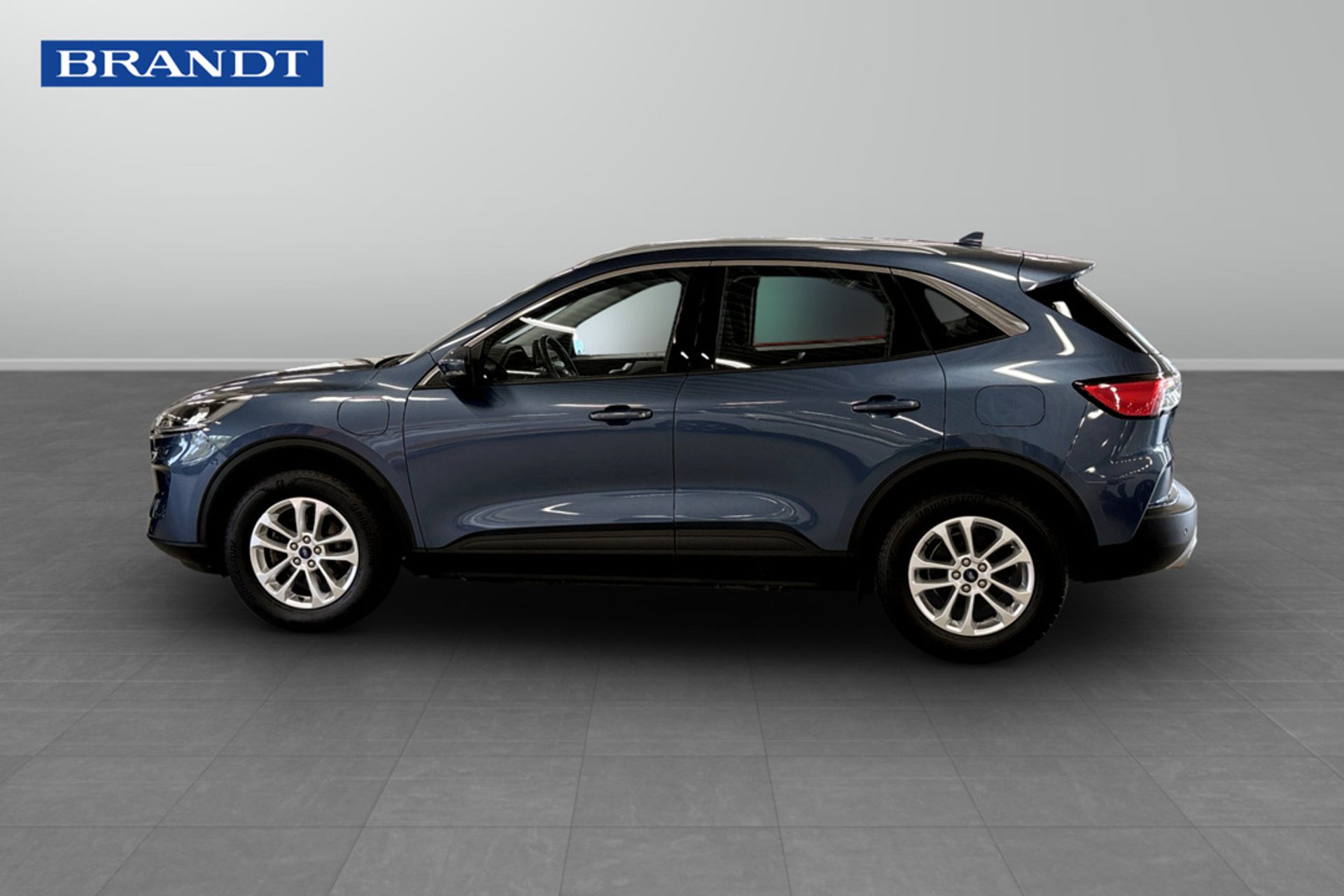Ford Kuga Plug-In Hybrid 2023, bild 3/9