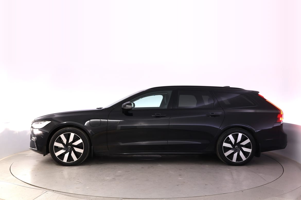 Volvo V90 2025 - miniatyr 2