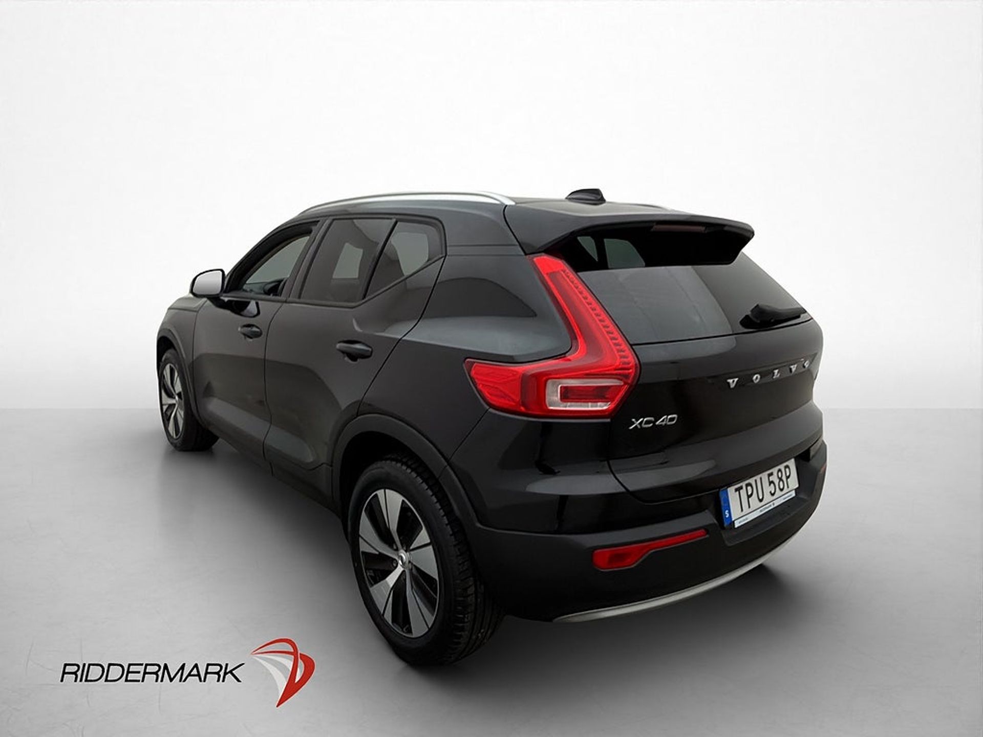 Volvo XC40 2020, photo 6/10