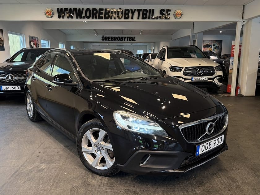 Bild 1 av Volvo V40 Cross Country D3 Geartronic Business Advanced Gps Värmare Kamrem bytt