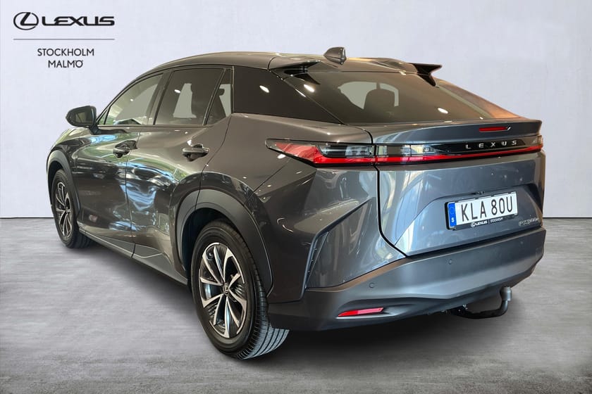 Bild 2 av Lexus RZ 300e Executive 204hk P-värm Navi Keyless B-kamera