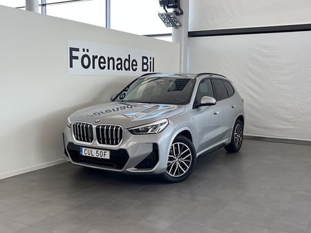 BMW X1 sDrive18i M Sport Rattvärme 19" Drag Park Assist