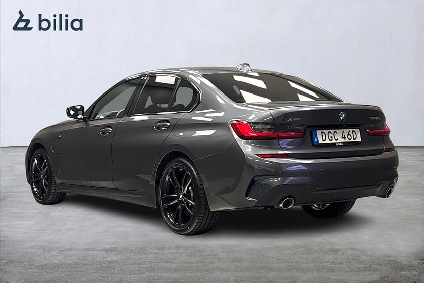 Bild 5 av BMW 330e xDrive Sedan Sedan/M Sport/Harman Kardon/Glastak/Laserljus