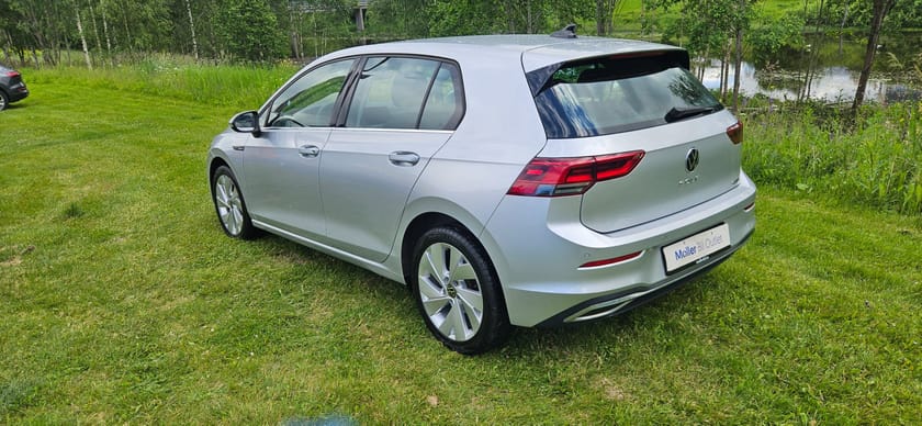 Bilde 4 av Volkswagen Golf 8 style  190 tsi 4m  dsg