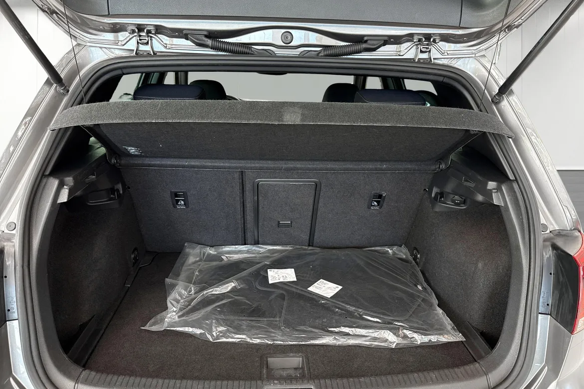 picture of a car