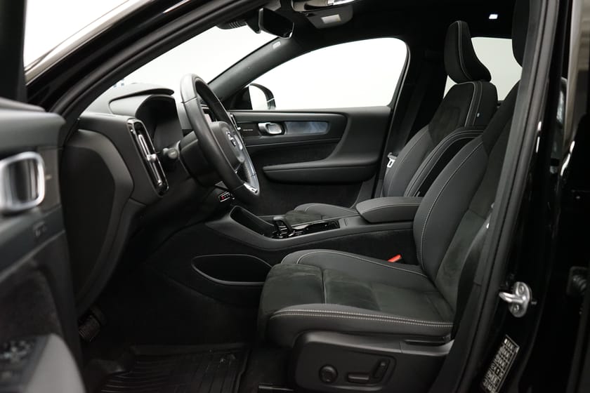 Bild 5 av Volvo C40 Recharge Ultimate, Ränta 2.95%, Parkeringskamera 360, Panoramaglastak ej öppnb