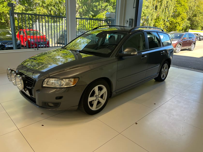 Bild 1 av Volvo V50