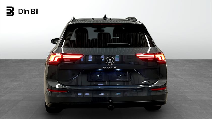 Bild 5 av Volkswagen Golf Sportscombi Life 1.5 eTSI 150hk Drag B-Kamera ACC