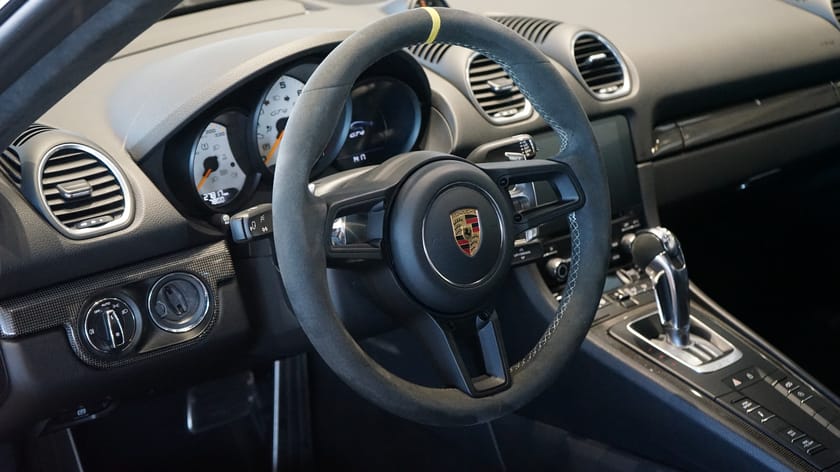Bild 4 av Porsche 718 Cayman GT4 PDK Manthey
