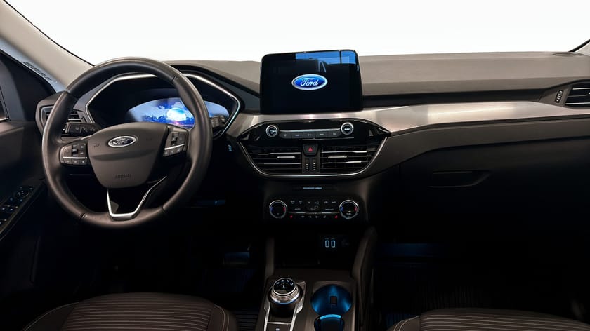 Bild 4 av Ford Kuga Plug-In Hybrid Titanium PHEV 225hk Automat