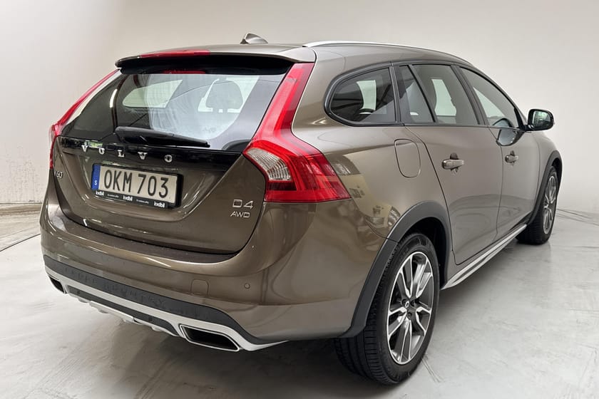 Bild 3 av Volvo V60 Cross Country D4 AWD 190hk Summum Värmare Drag