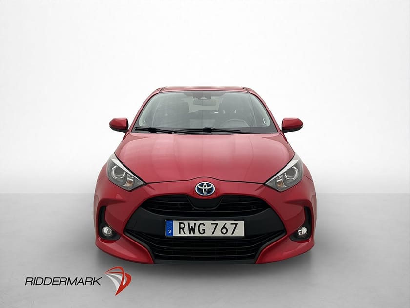 Bild 2 av Toyota Yaris Hybrid Active MOMS Kamera Adapt-fart 1 brukare