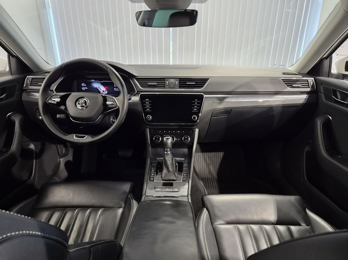 Škoda Škoda Superb Kombi — bild 11
