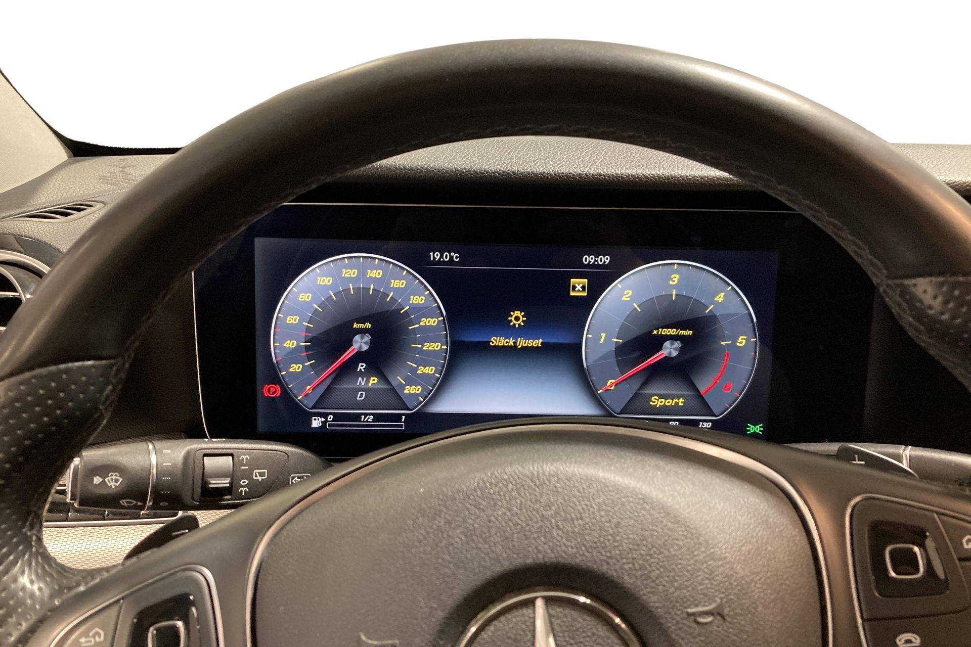 Mercedes-Benz E 220 d 4M 2018, bild 6/25