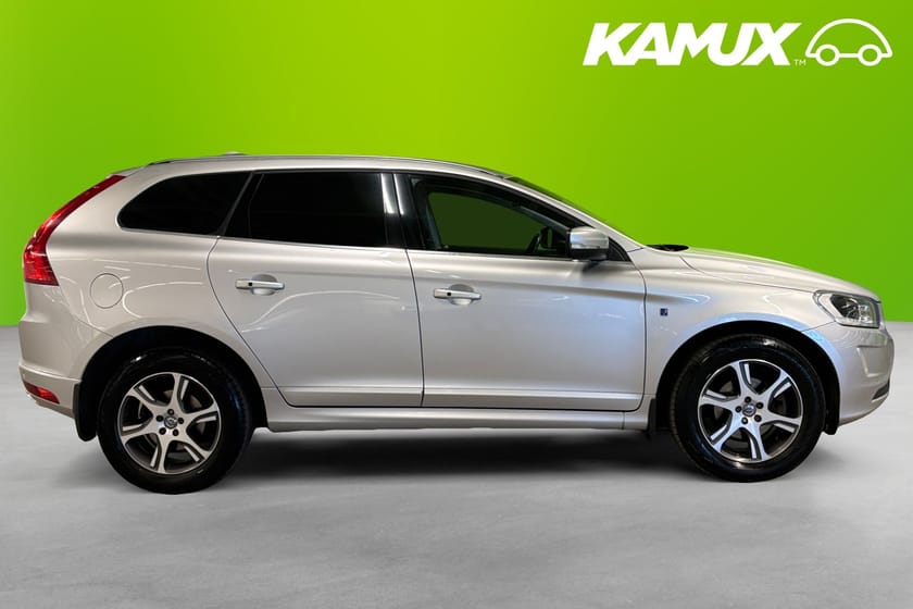 Bild 2 av Volvo XC60 D4 AWD Geartronic 190hk Värmare H/K Pano Drag BLIS Skinn