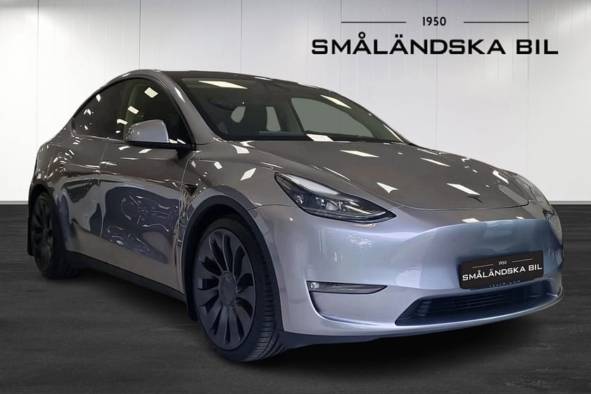 Bild 2 av Tesla Model Y Performance Performance Panorama Drag