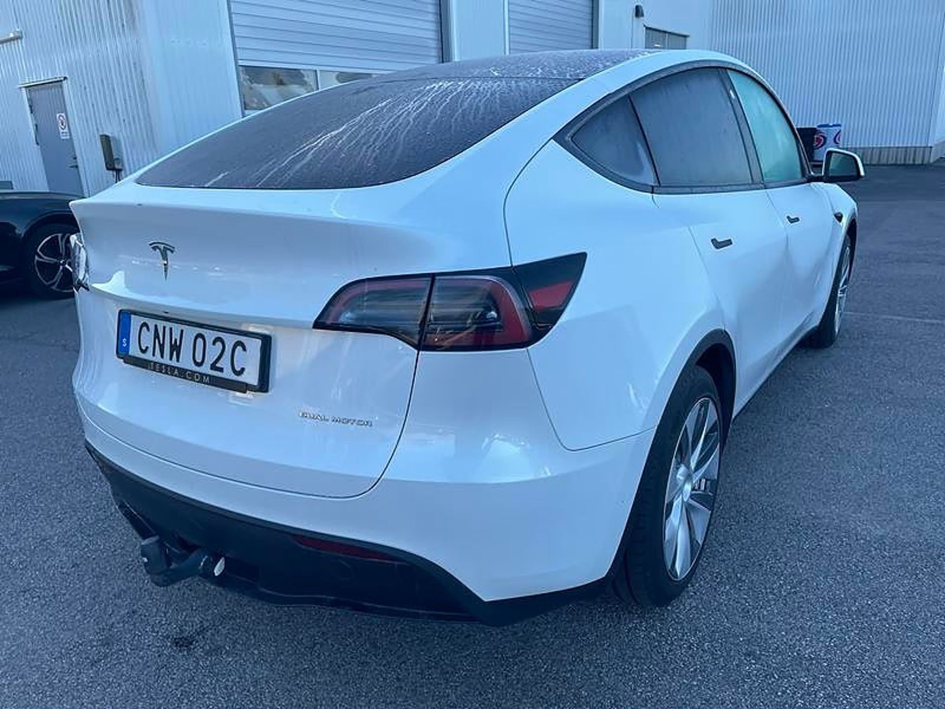 Tesla Model Y LONG RANGE AWD 2023, bild 3/5