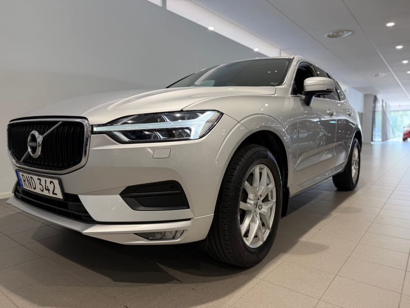 Bild 1 av Volvo XC60 D4 Momentum Advanced SE / Sensorer / Farthållare / Baklucka elmanövrerad /