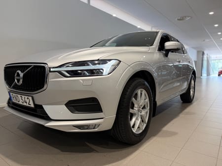 Volvo XC60 D4 Momentum Advanced SE / Sensorer / Farthållare / Baklucka elmanövrerad /