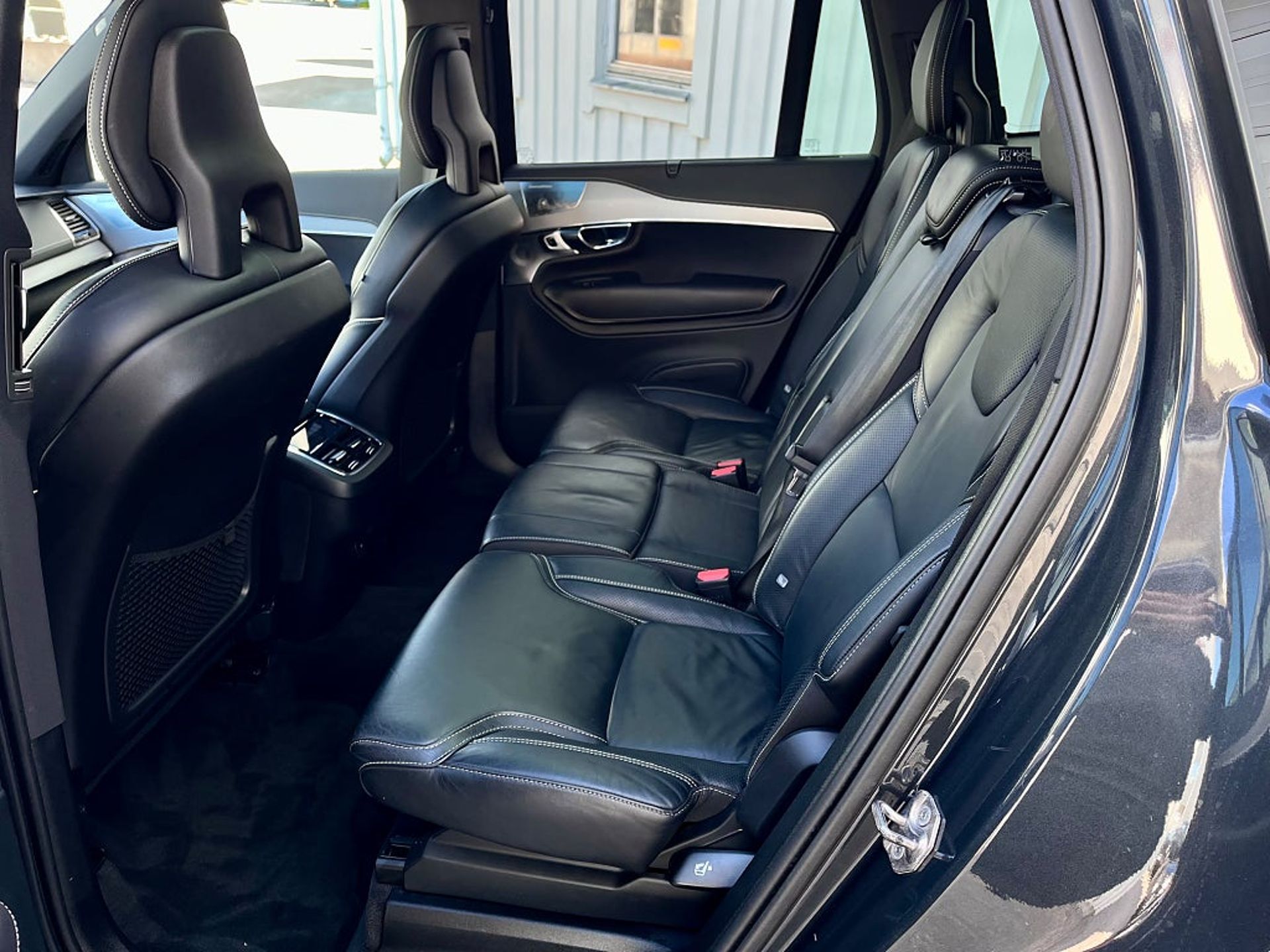 Volvo XC90 2022, kuva 6/10