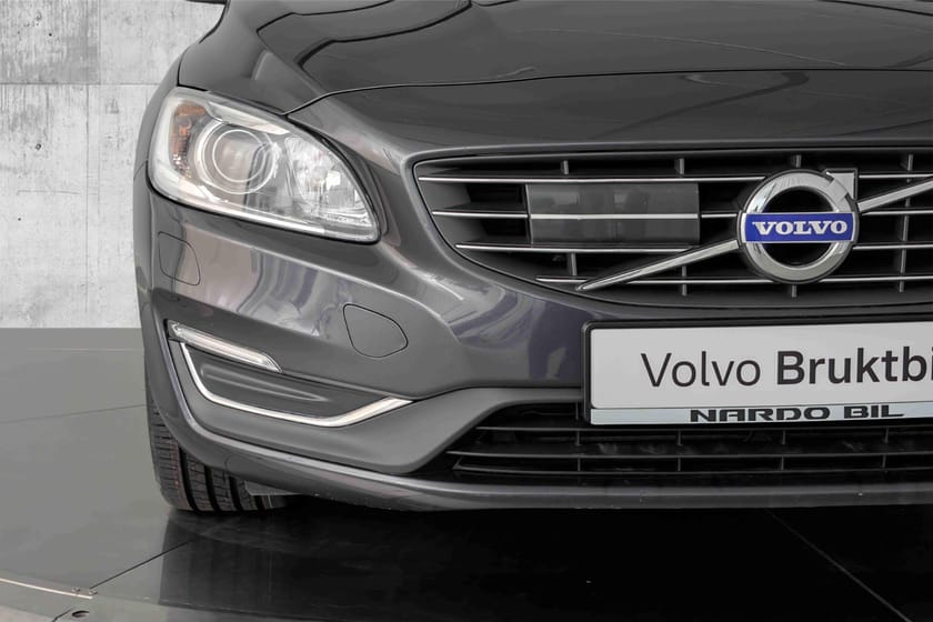 Bilde 3 av Volvo V60 D5 -AWD - 231 Hk - SUMMUM - ACC - Webasto - 18" -Skinn