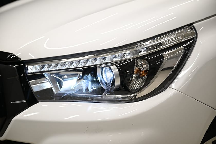 Bild 3 av Toyota Hilux Dubbelhytt 2.4 AWD 150HK Automat|Dubbelhytt|Kåpa|Drag|Backkamera
