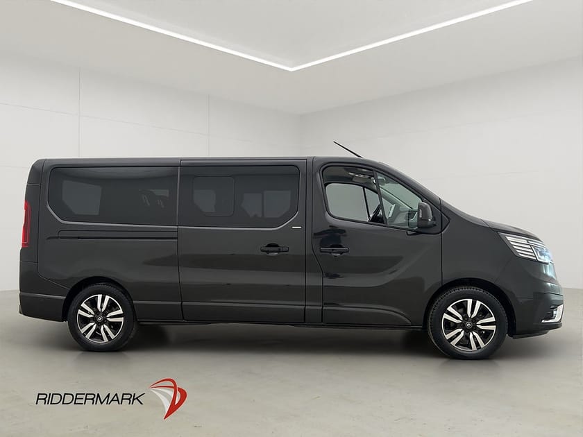 Bild 2 av Renault Trafic Passenger L2 Lång Värm LED Kamera CARPLAY 7-Sits