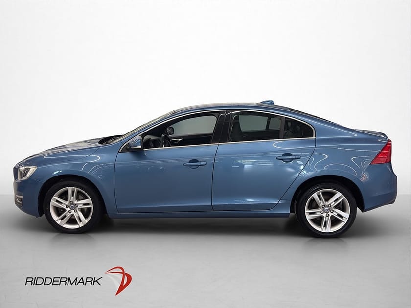 Bild 4 av Volvo S60 D4 181hk Summum Värmare Dragkrok Skinn Elstol BLIS