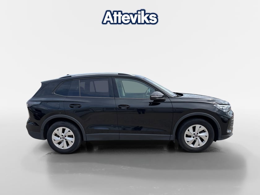 Bild 2 av Volkswagen Tiguan 1.5 eTSI 150 hk Aut "Drag/Värmare"