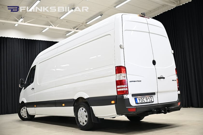 Bild 3 av Mercedes-Benz Sprinter 316 BlueTEC Skåpbil Maxi L4 Automat|Drag|Värmare|Långskåp|EnÄgare